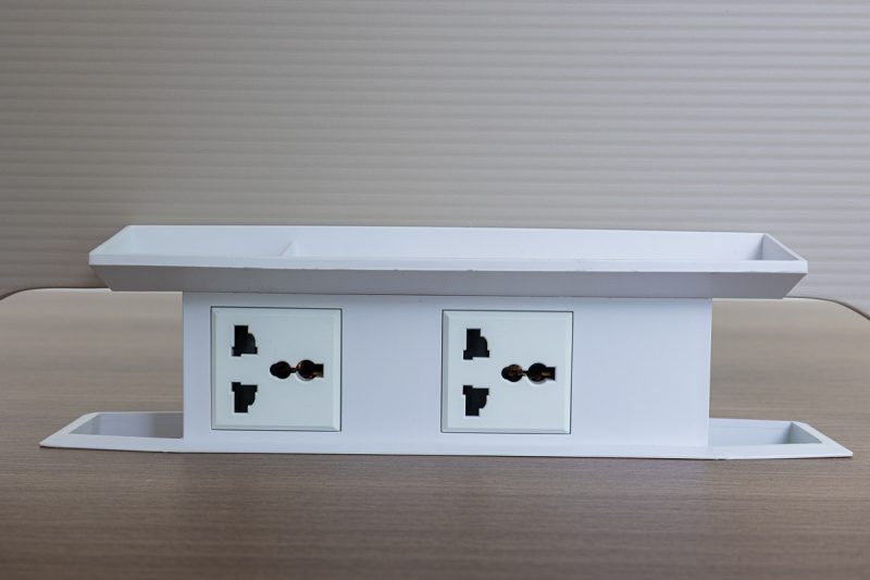 53flm451 - 4 way workstation