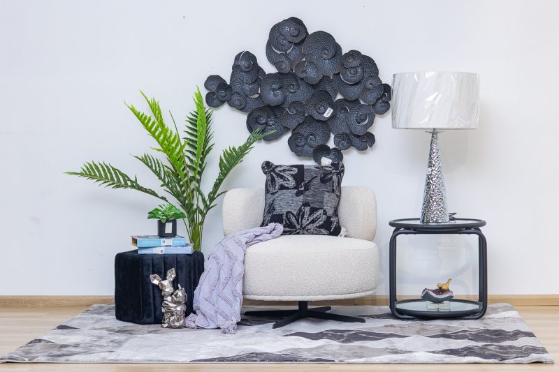 reyna accent chair