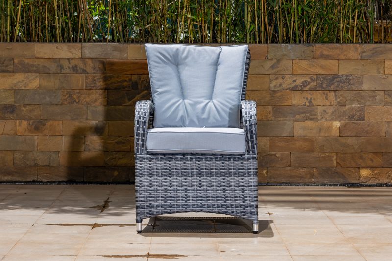 plamu outdoor dining table + 6 emily chairs