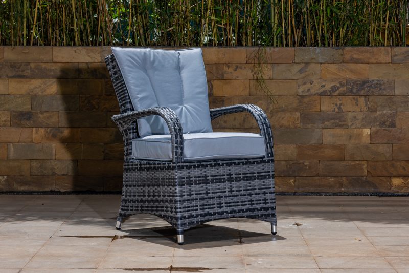 plamu outdoor dining table + 6 emily chairs