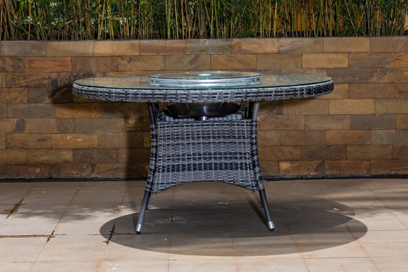 plamu outdoor dining table + 6 emily chairs
