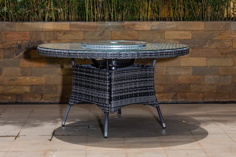 plamu outdoor dining table + 6 emily chairs