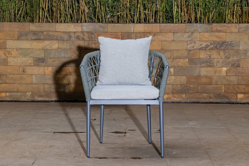 zabibu outdoor dining table + 6 tyrie chairs