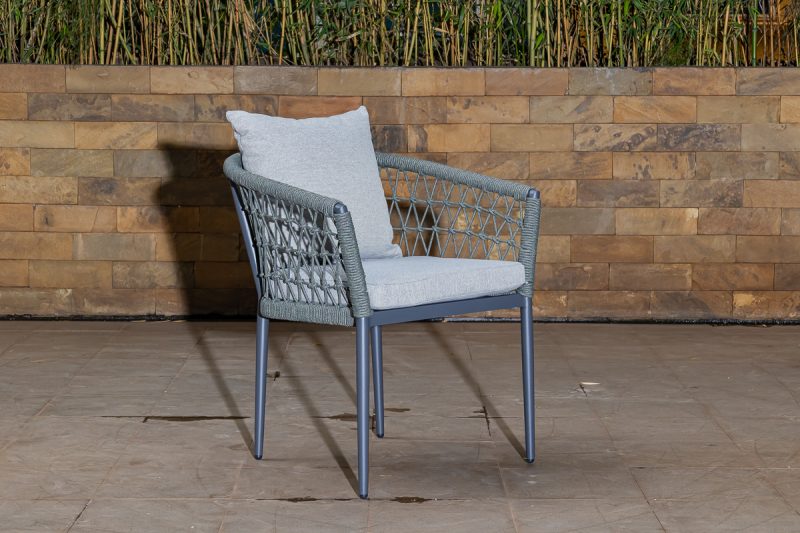 zabibu outdoor dining table + 6 tyrie chairs