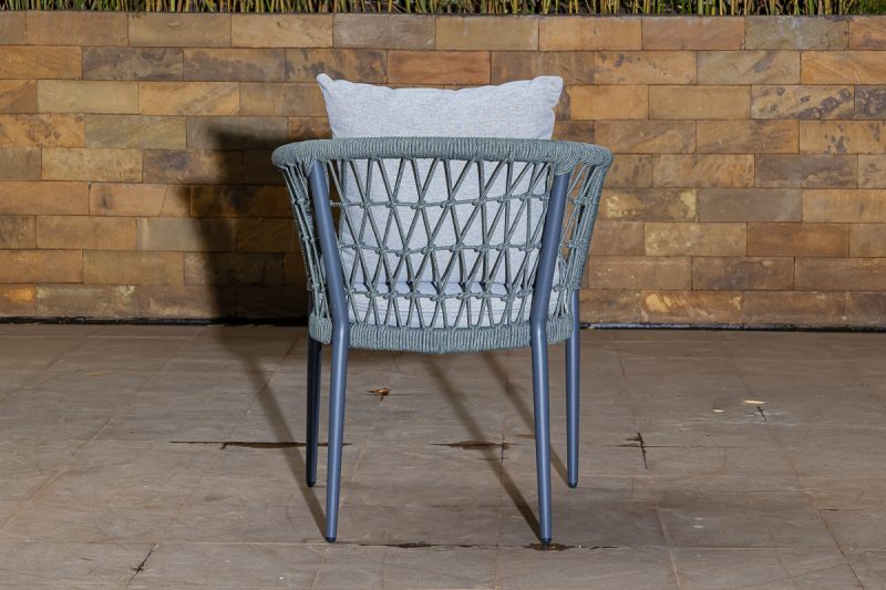 zabibu outdoor dining table + 6 tyrie chairs