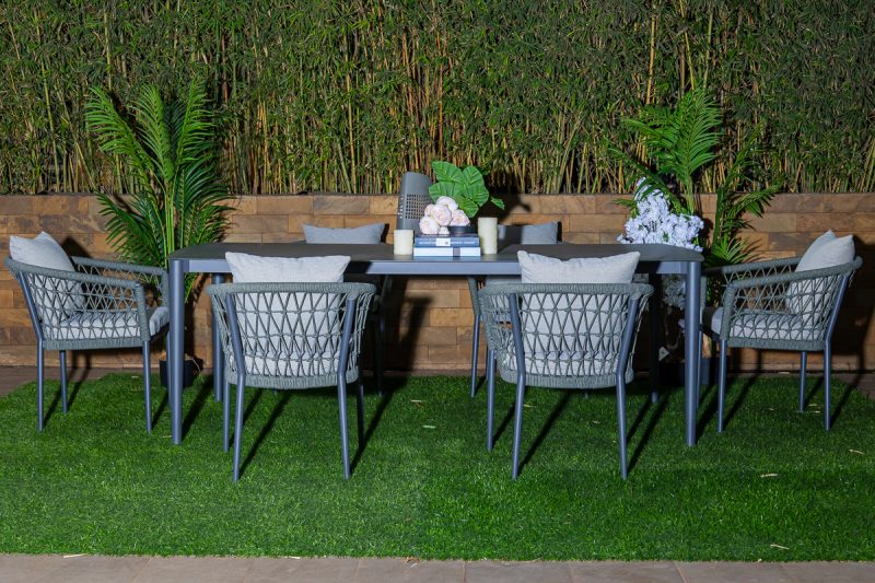 zabibu outdoor dining table + 6 tyrie chairs