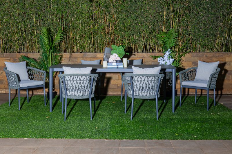 zabibu outdoor dining table + 6 tyrie chairs