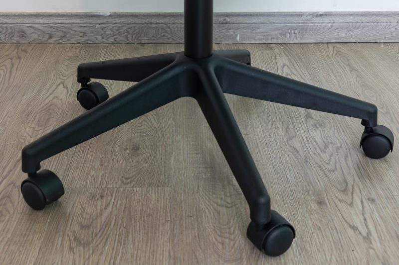 razor (la-8052) - low back chair
