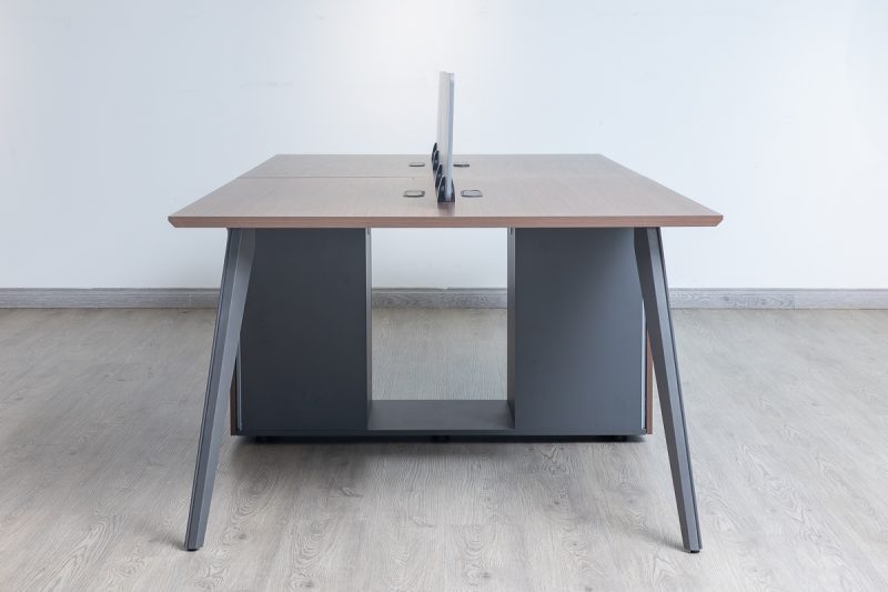 52flm406 - 4 way workstation