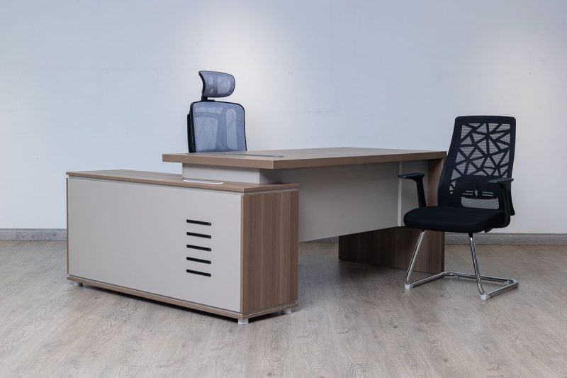 61nad001 - executive desk