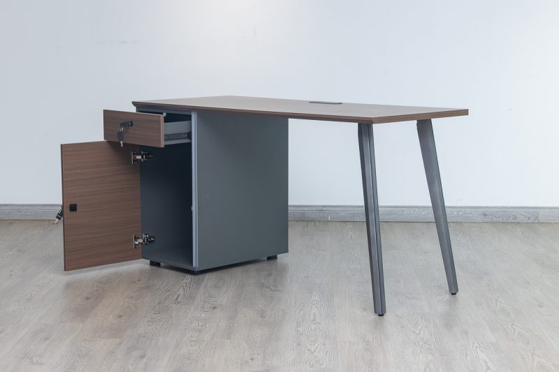 52flm119 - 1.4m straight desk