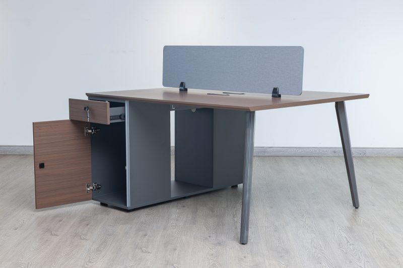 52flm222 - 2 way work station