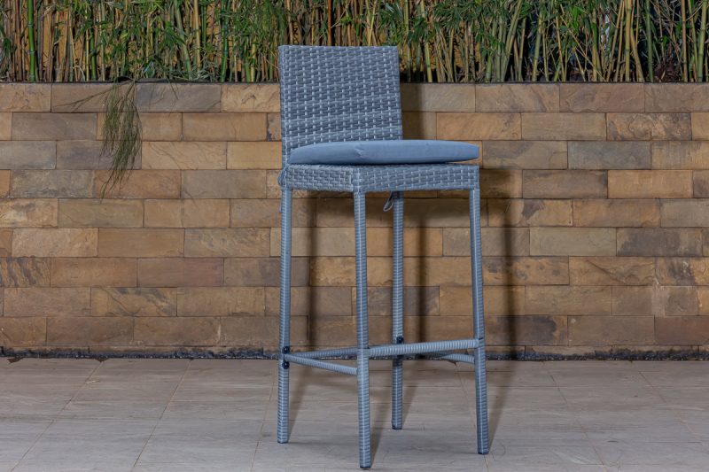 paris 4 seater outdoor bar table + 4 coral chairs