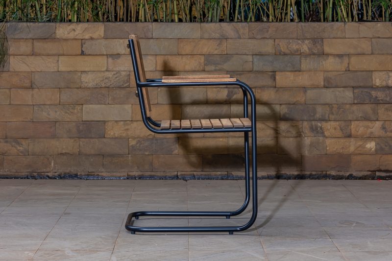 trex outdoor dining table + 6 chairs