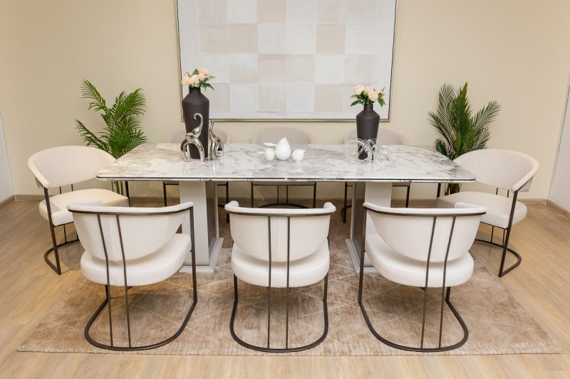 oslo dining table + 8 almeria chairs