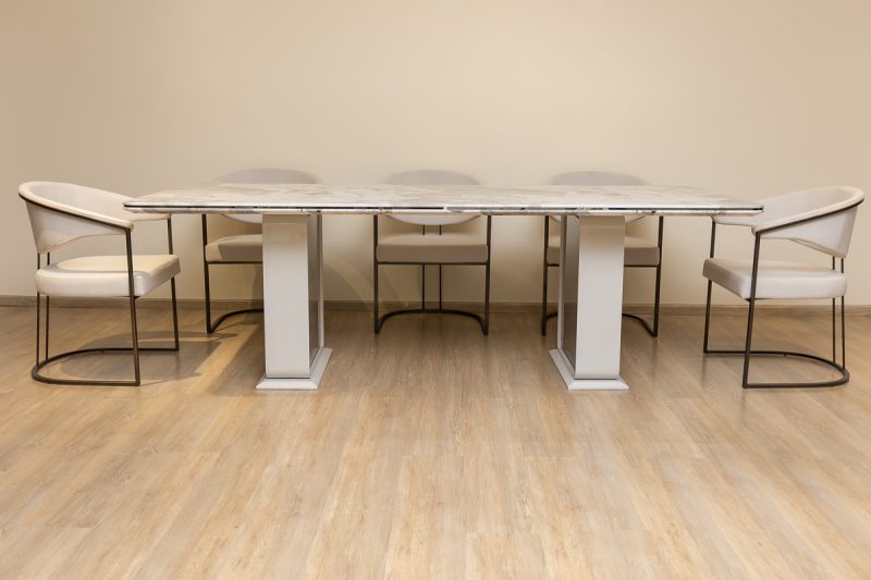 oslo dining table + 8 almeria chairs