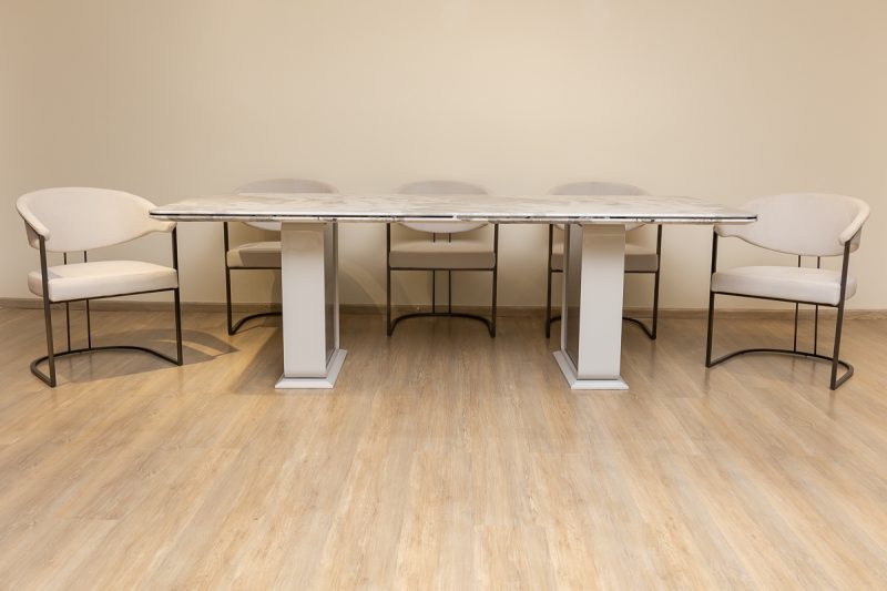 oslo dining table + 8 almeria chairs