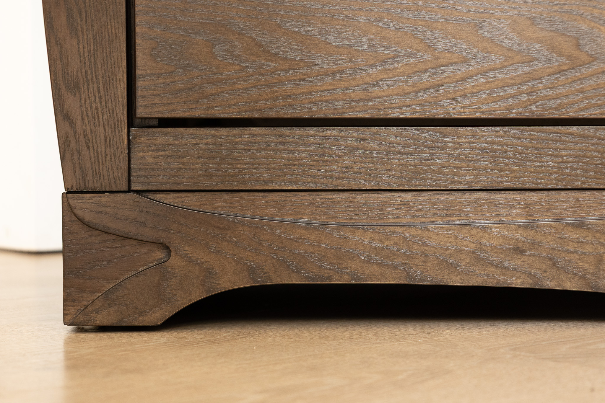 DELANO ASH KING PACKAGE -King Bed + 2 Nightstands + Dresser Mirror 15 DELANO ASH KING PACKAGE -King Bed + 2 Nightstands + Dresser Mirror - Image 15