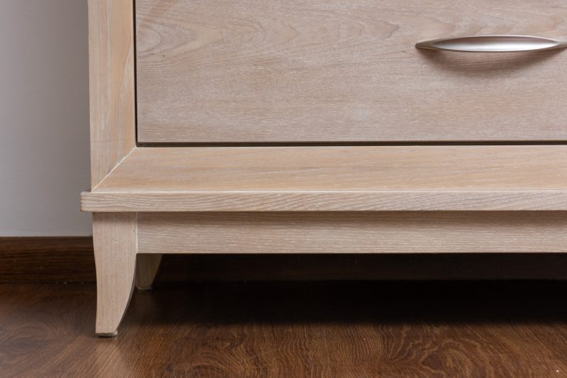 BOURVADIA KING PACKAGE -King Bed + 2 Nightstands + Dresser Mirror 37 0O2A7273