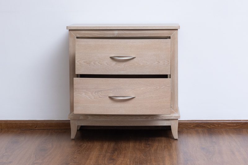 BOURVADIA KING PACKAGE -King Bed + 2 Nightstands + Dresser Mirror 32 0O2A7279